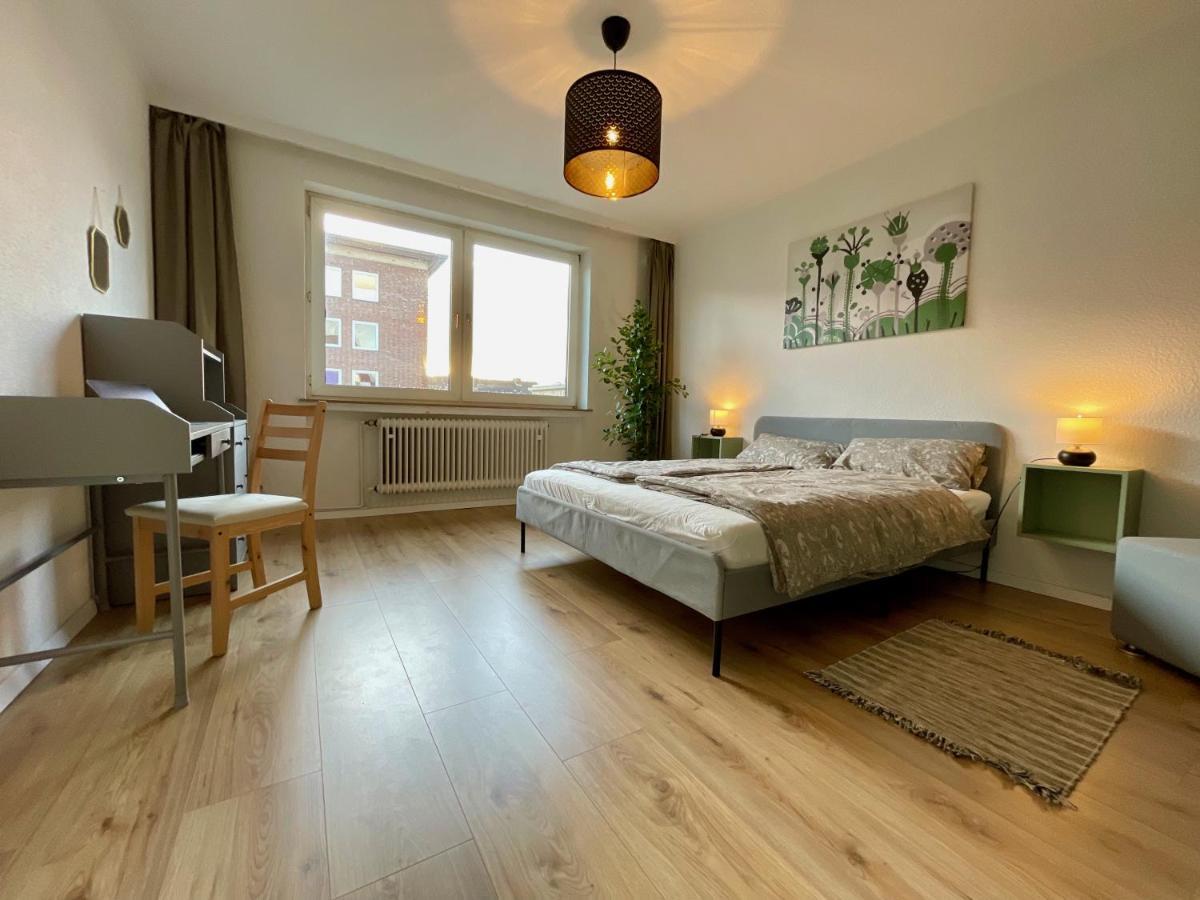 Purple Kitchen - Apartment Mit Grosser Wohnkueche Bremerhaven Dış mekan fotoğraf