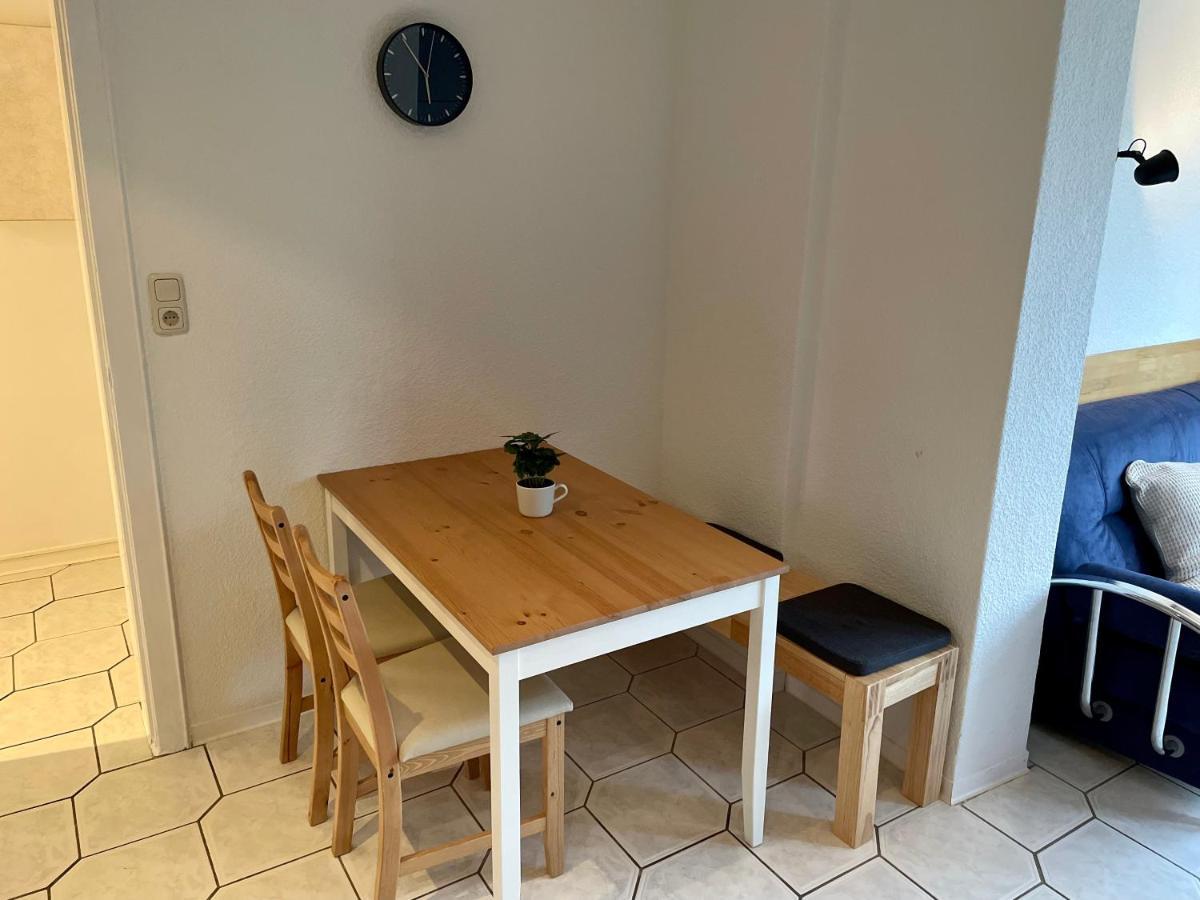 Purple Kitchen - Apartment Mit Grosser Wohnkueche Bremerhaven Dış mekan fotoğraf